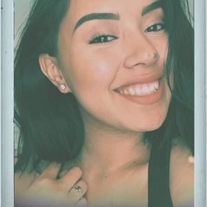 Meet your Posher, Crystal